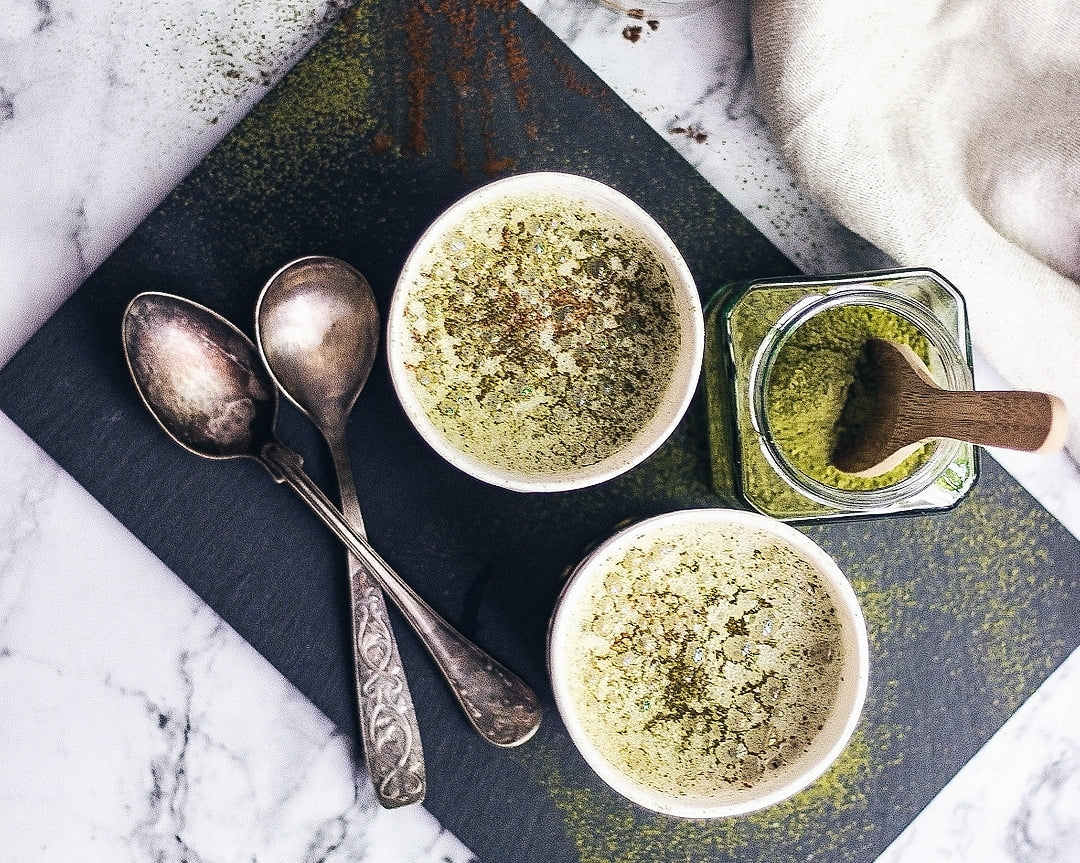 Chaimaustettu matchalatte